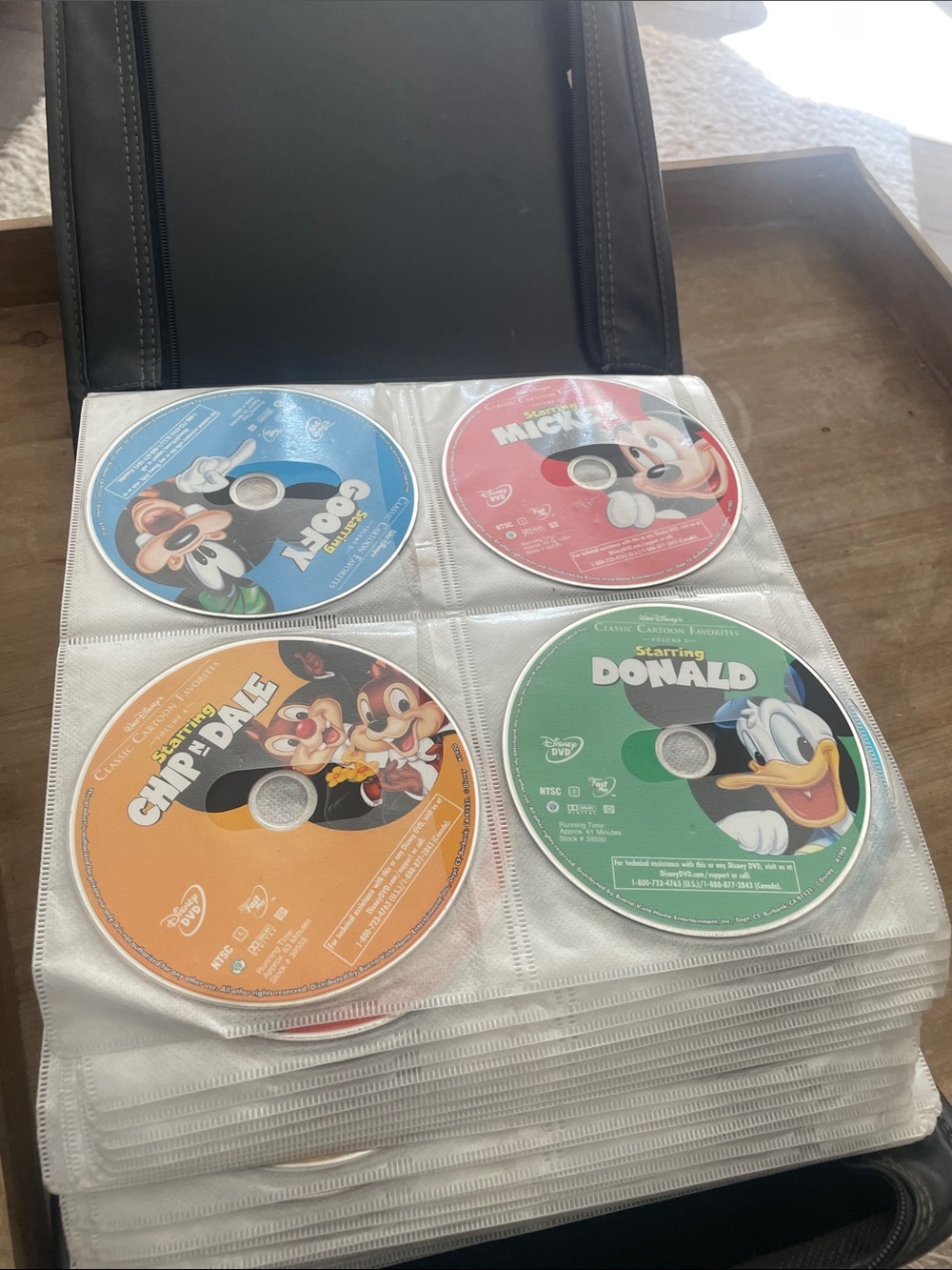 DVD collection very well cared for DISNEY HARRY POTTER JURASSIC PARK over 200 !